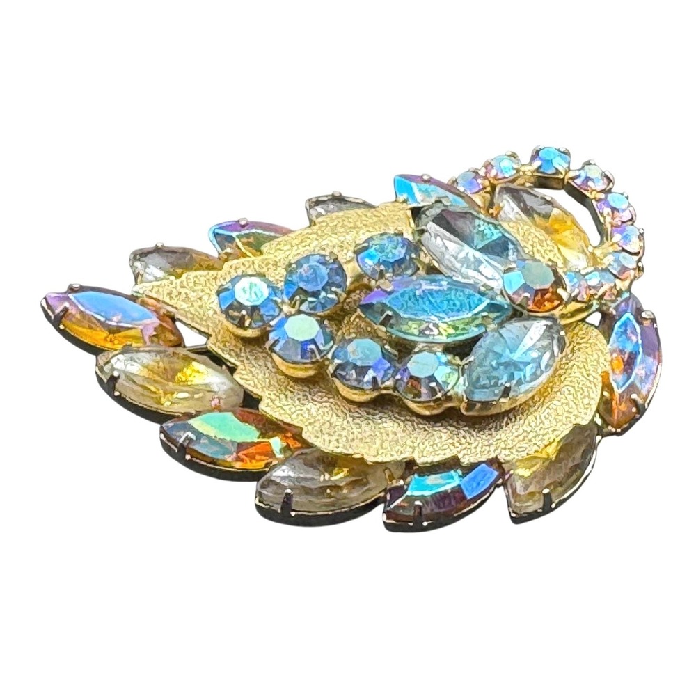 Aurora Borealis Blue Rhinestone Leaf Brooch Gold Tone Textured 2.5" vintage EUC